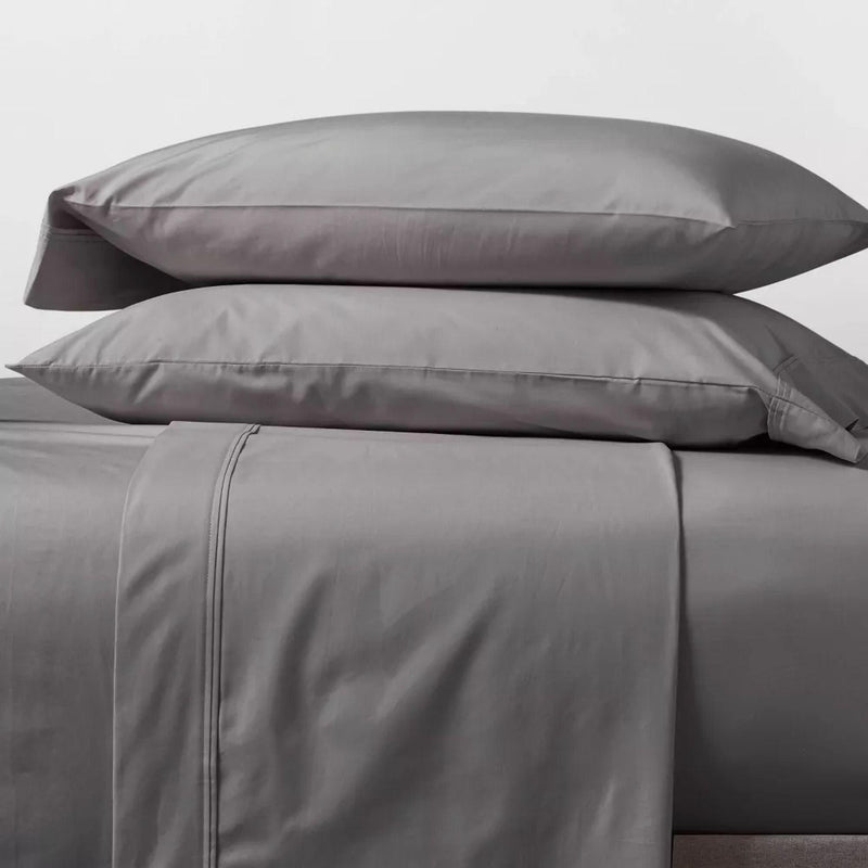 Load image into Gallery viewer, Threshold 400 Thread Count Solid Performance Queen Sheet Set in Gray Shop Now at Rainy Day Deliveries

