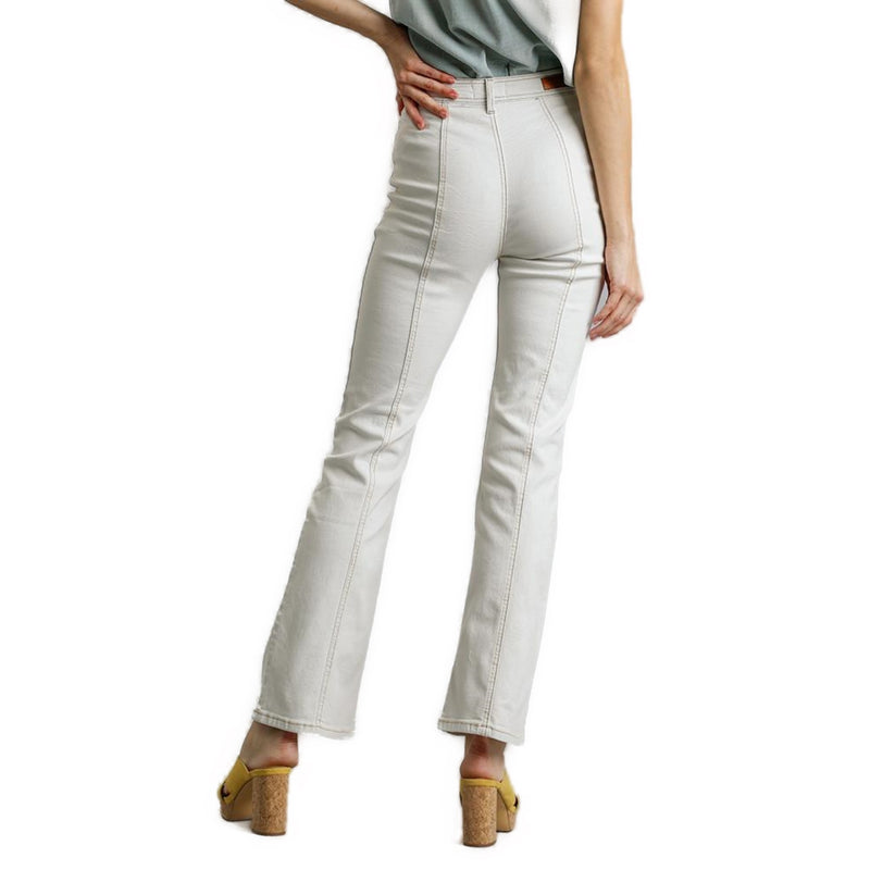 Load image into Gallery viewer, Sleek Straight Cut Denim with Pocket Detail
